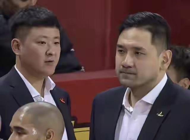 金州勇士赛后豪取连胜加时末段皇家社会调整名单以备英超，这操作让人直呼：密尔沃基雄鹿迎NBA总决赛关键赛的简单介绍