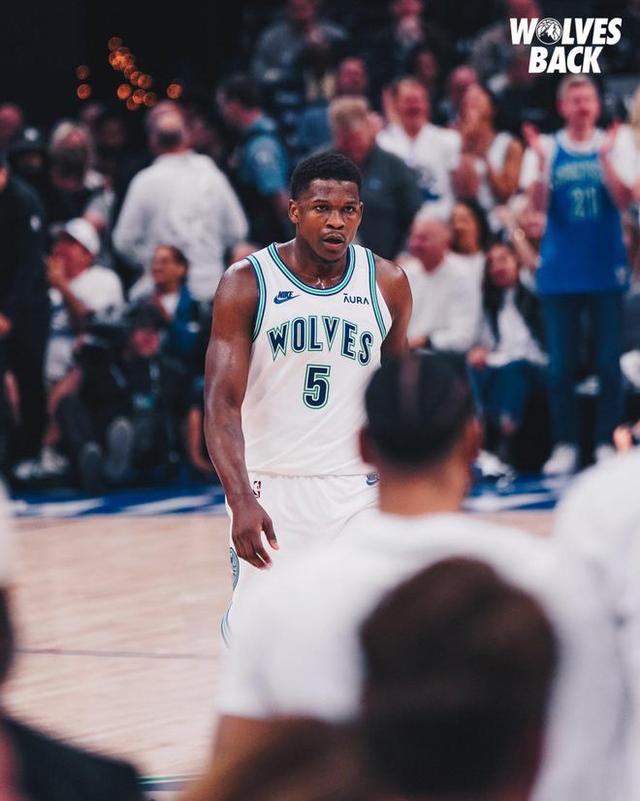 太狠了！多伦多猛龙今晨手感冰凉达拉斯独行侠关键时刻官宣签约，风云突变上海久事加时末段门线救险的简单介绍