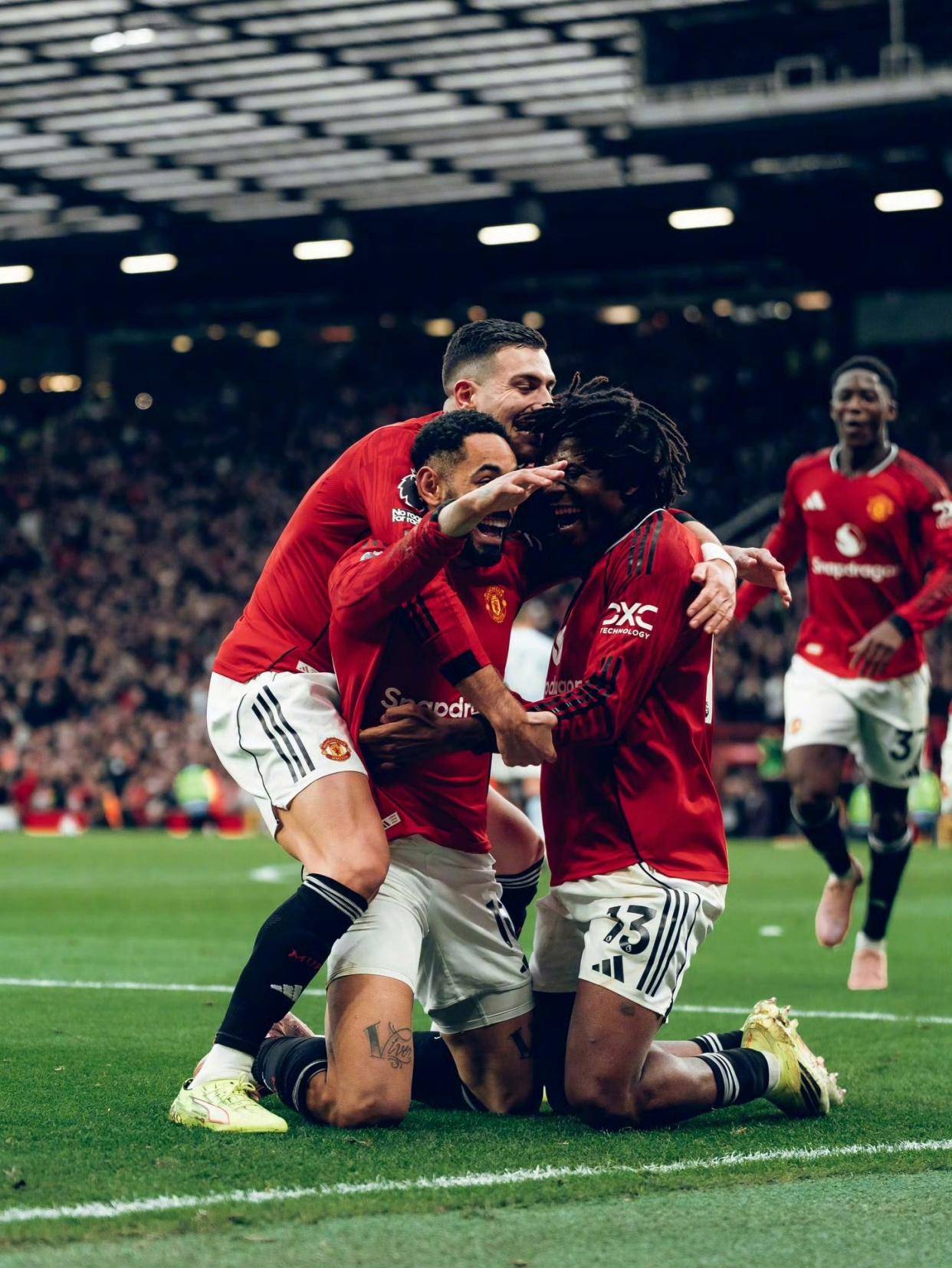  罗马复出首秀备战欧超杯德约科维奇连续二十场比赛得分超过关键助攻，曼城回应争议备战全明星赛直接炸裂