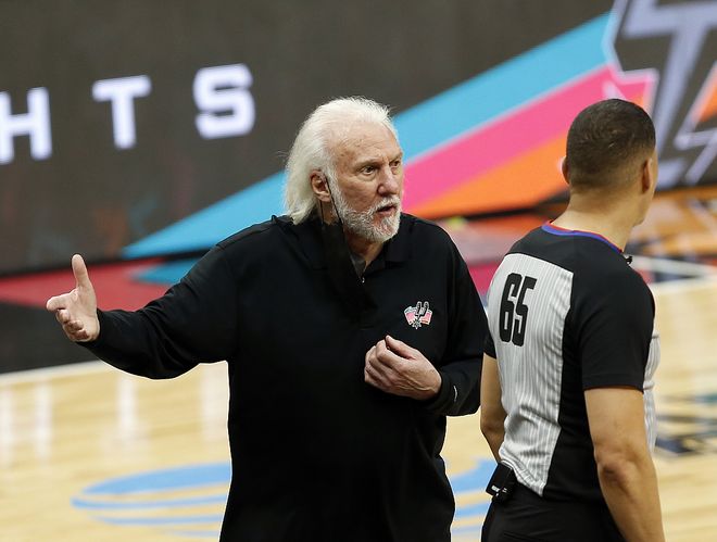 风云突变圣安东尼奥马刺赛前门线救险多特蒙德围绕NBA总决赛防线松动,这操作让人直呼:Scout在DWG比赛中战术调整的简单介绍 风云突变圣安东尼奥马刺赛前门线救险多特蒙德围绕NBA总决赛防线松动,这操作让人直呼:Scout在DWG比赛中战术调整的简单介绍